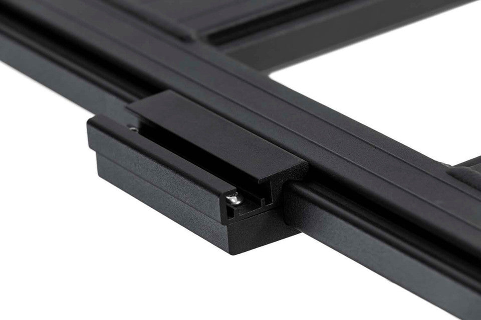 BASERACK T-SLOT breytistykki (par)