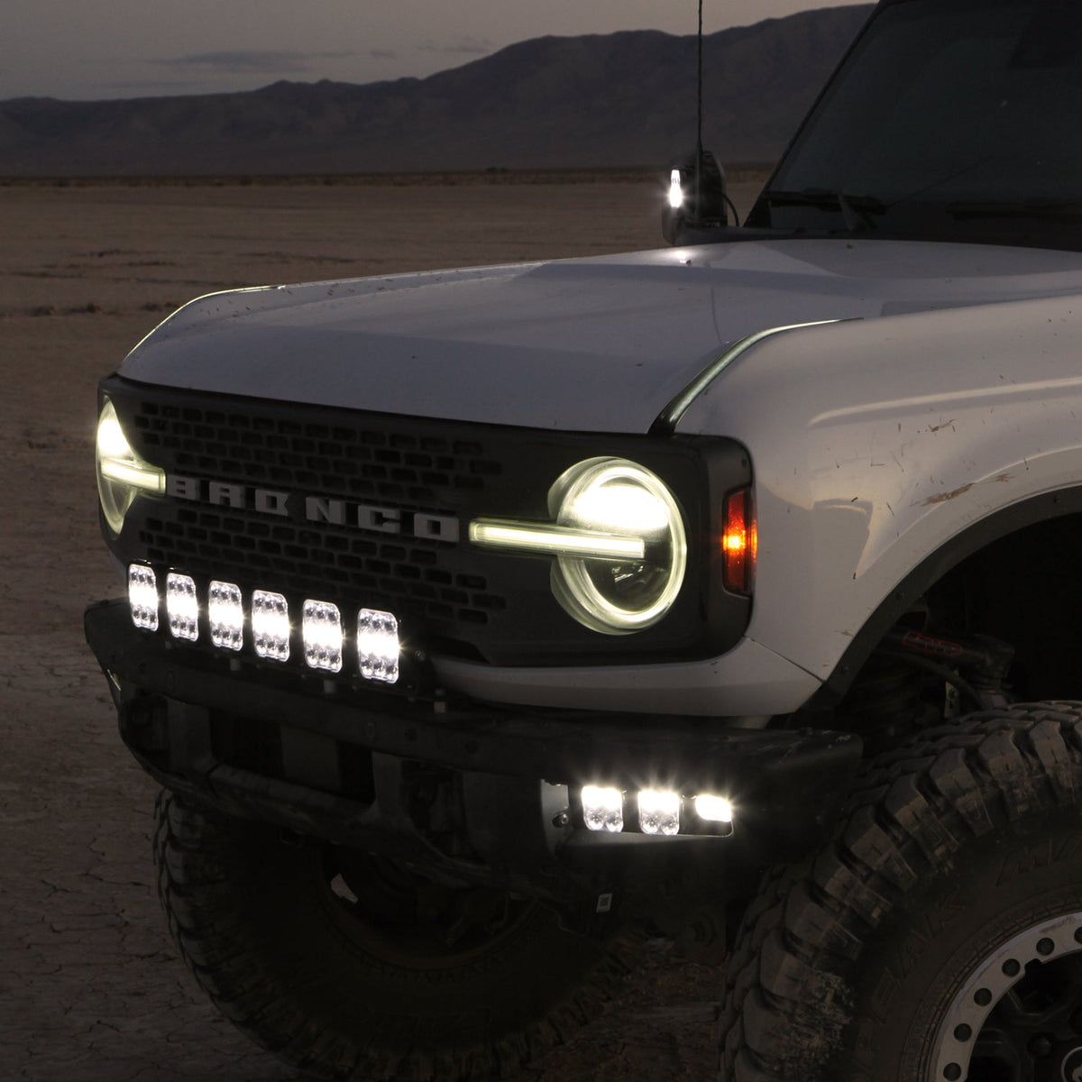 Vision X Dura Pro kastarar á Ford Bronco